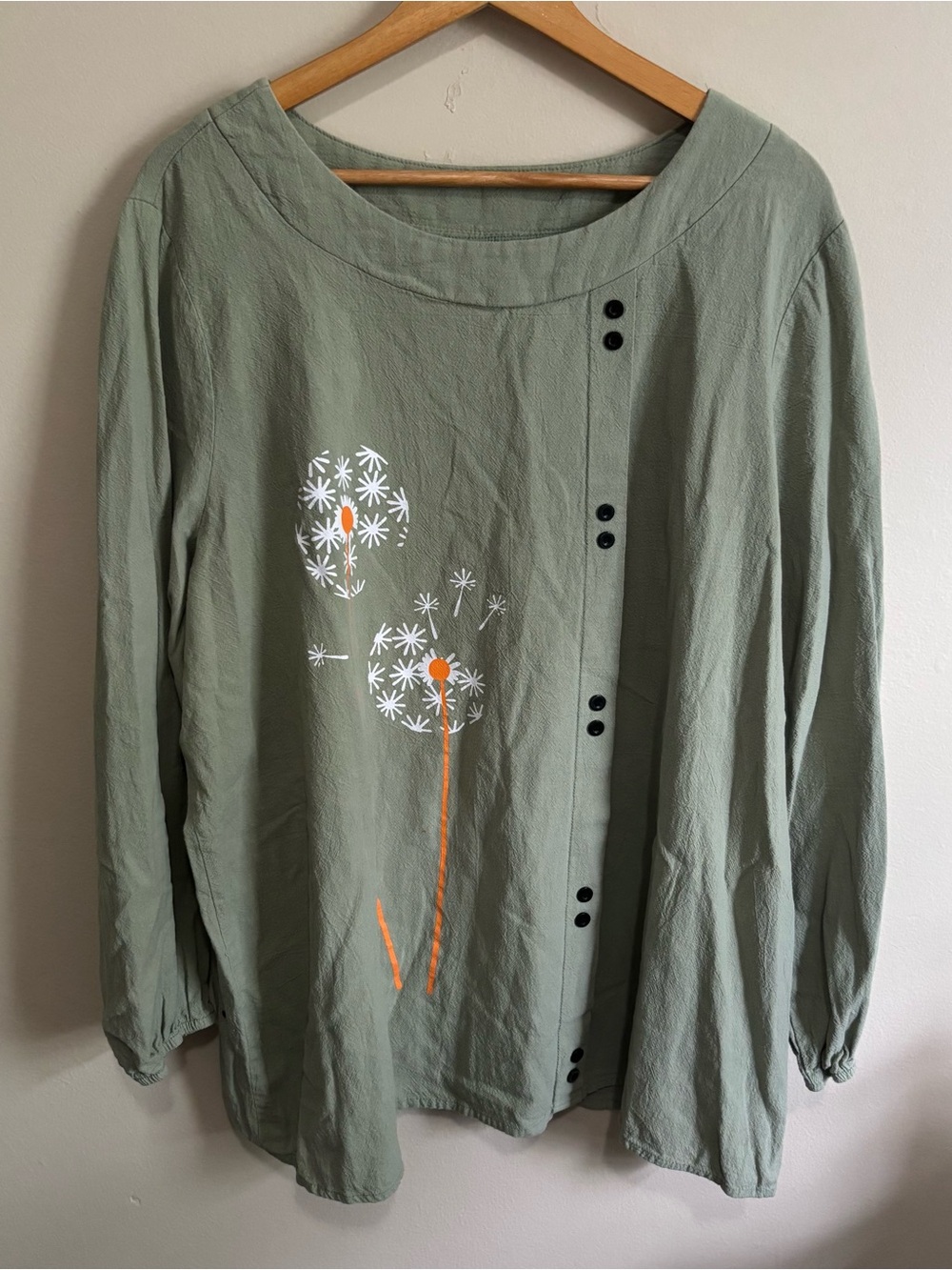 Emery Rose 2X Olive Green Dandelion Print Button Detail Tunic Top